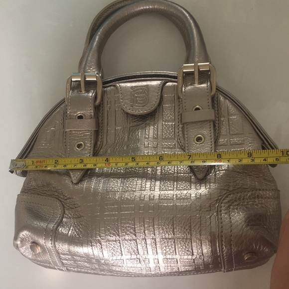 Burberry bag - Picture 12 of 12